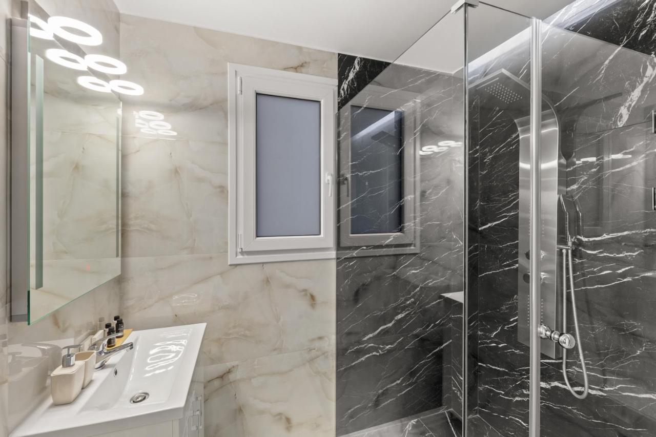 Athens Warehouse Boutique Hotel & Suites Exteriör bild