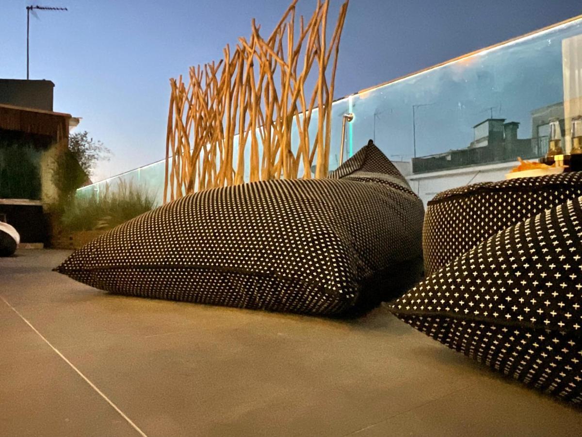 Athens Warehouse Boutique Hotel & Suites Exteriör bild