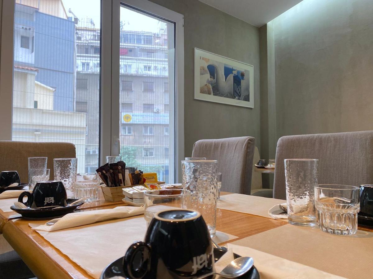 Athens Warehouse Boutique Hotel & Suites Exteriör bild